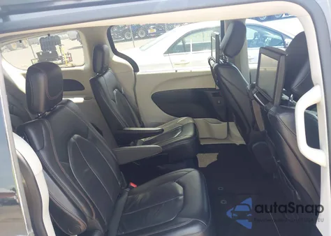 2018 Chrysler Pacifica Touring L Plus z USA, uszkodzony, nr VIN 2C4RC1EG9JR121370